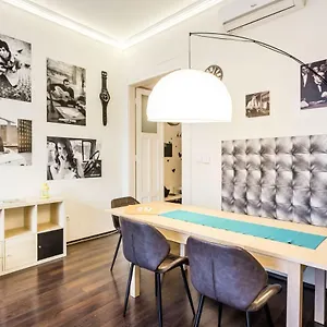 https://pop-arts-studios.inbudapesthotels.com